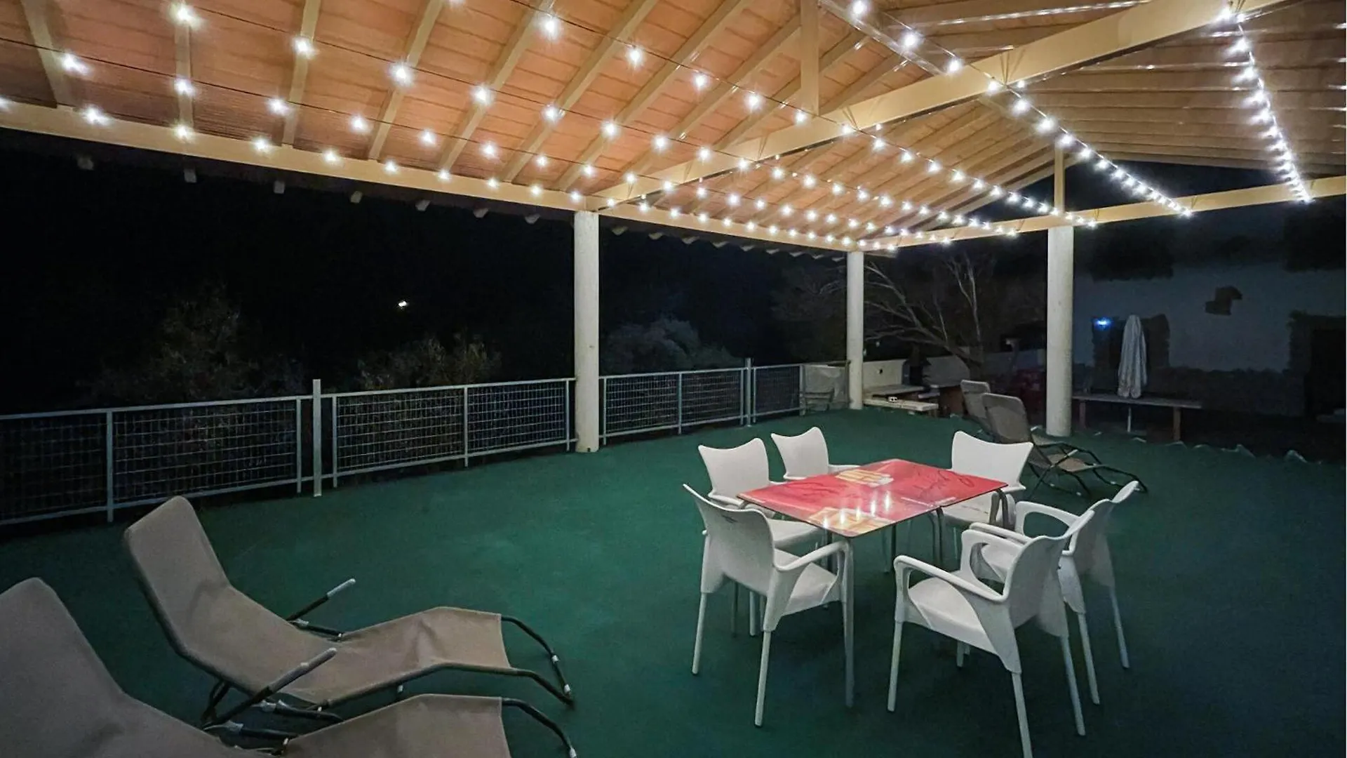 펜션 Lovely Home In Algarinejo With Private Swimming Pool, Can Be Inside Or Outside
